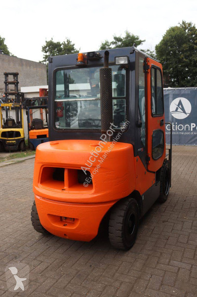 Teleskopický manipulátor Doosan D30S-5