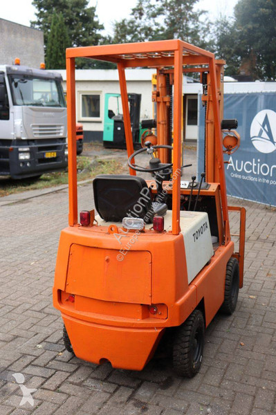 Stivuitor Toyota 2F6L9