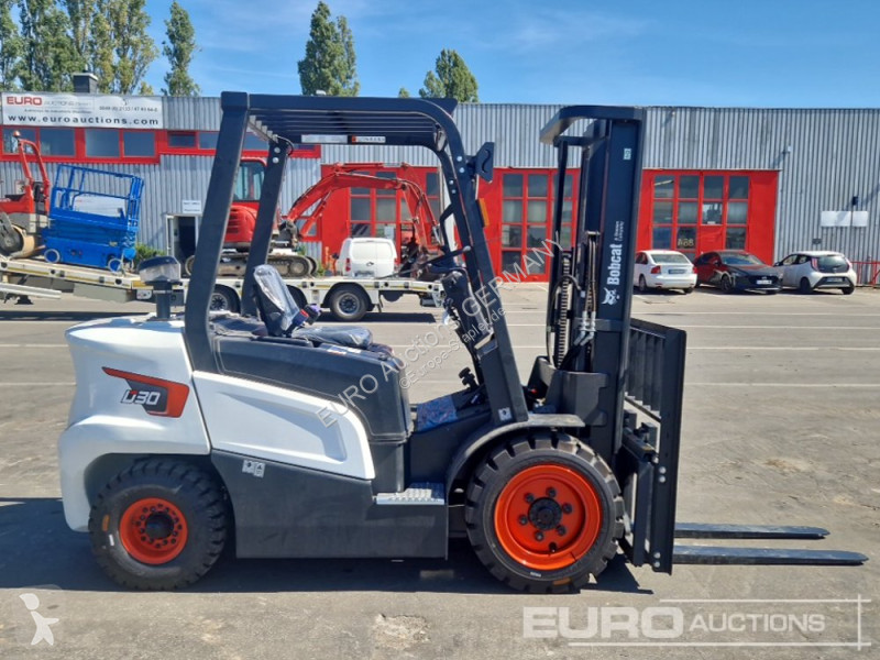 Chariot élévateur Bobcat D30NXE