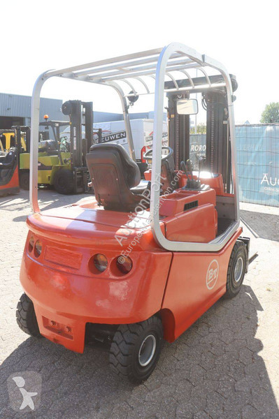 Carretilla elevadora Cesab C4E250V