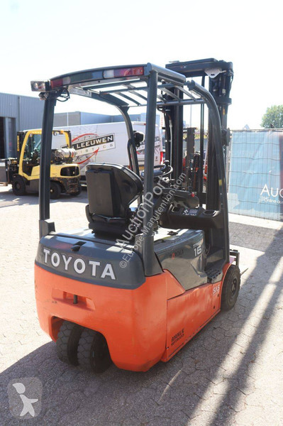 Carretilla elevadora Toyota 8FBE16T