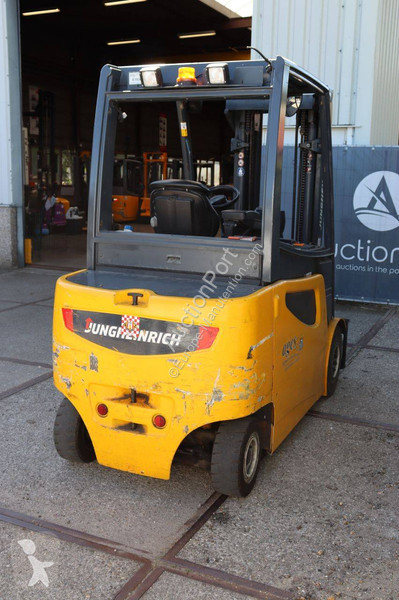 Carretilla elevadora Jungheinrich 425s