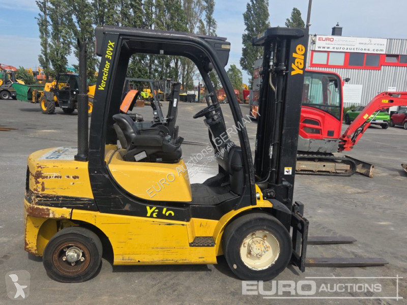Навантажувач вилковий Yale GDP30VX