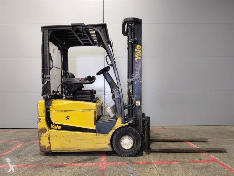 Кар Yale ERP15VC