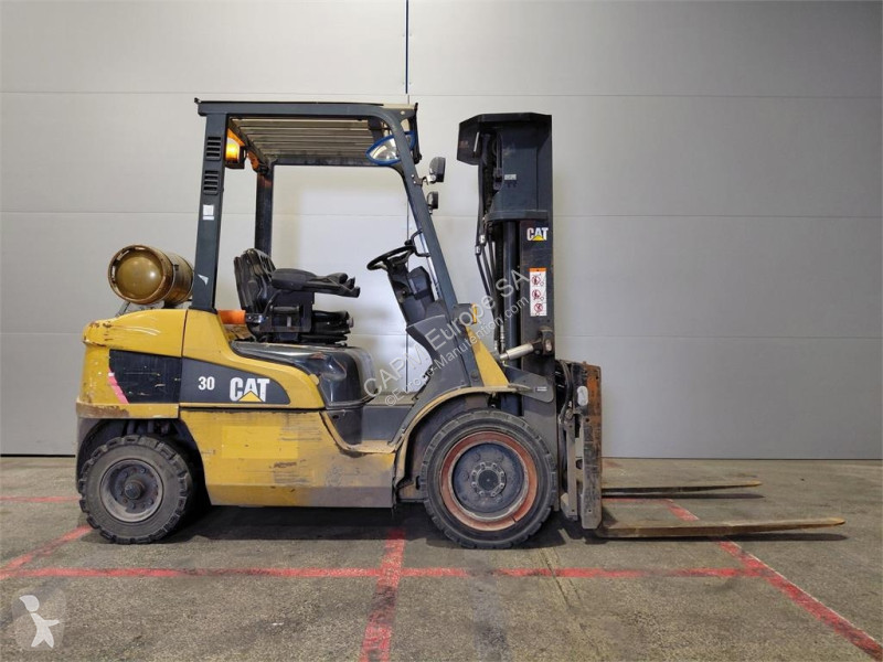 Chariot élévateur Caterpillar GP30NTD