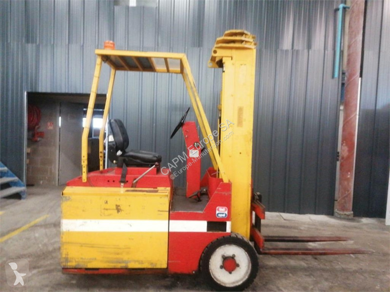 Chariot élévateur  Peg F2050EB