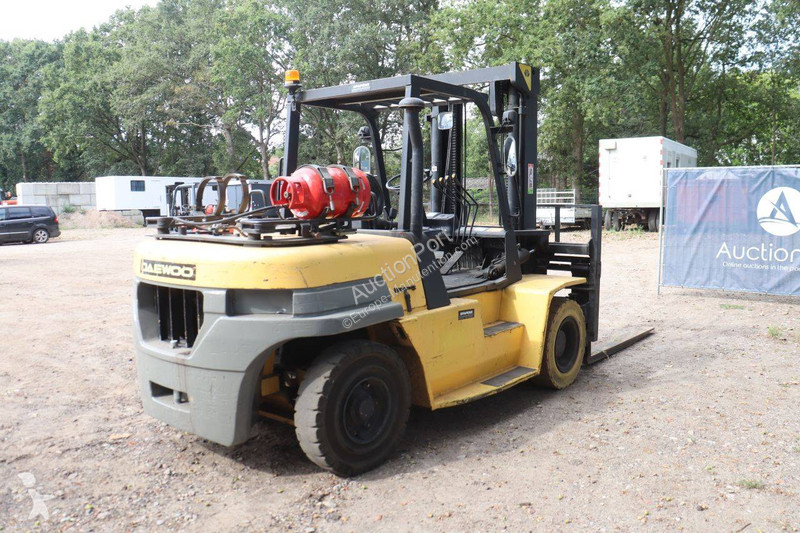 Навантажувач вилковий Daewoo G70S-2