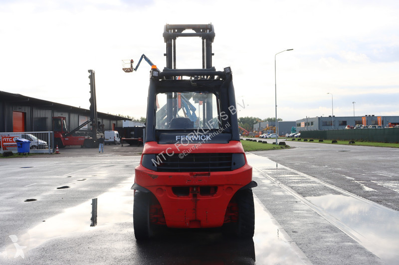 Навантажувач вилковий Linde H70D