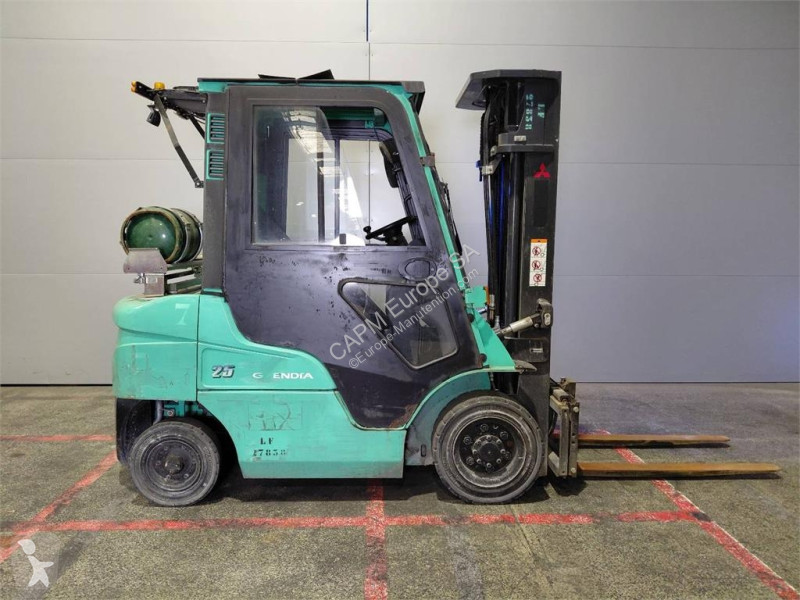 Empilhador elevador Mitsubishi FG25N