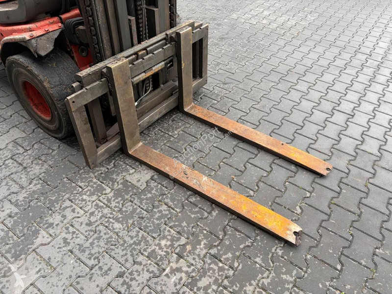 Linde D Forklift