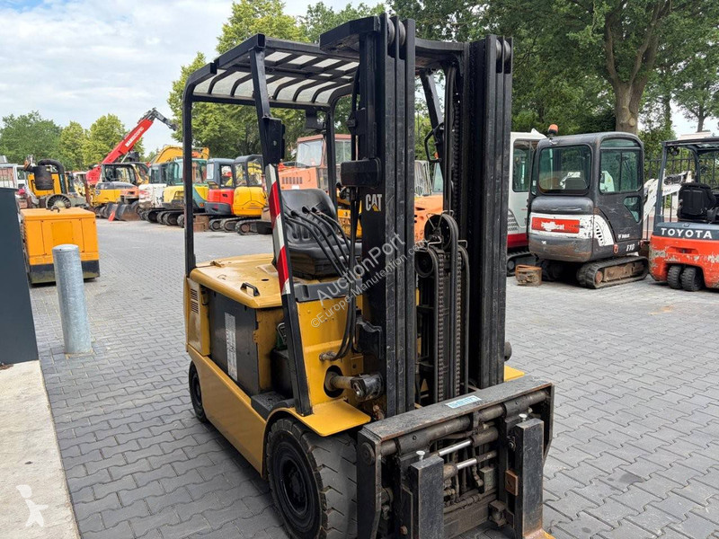 Caterpillar K Forklift