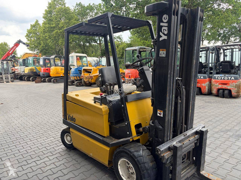Yale ERP30 Forklift