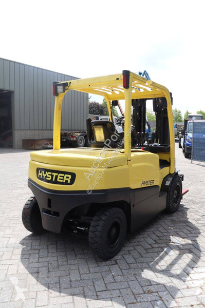 Forklift