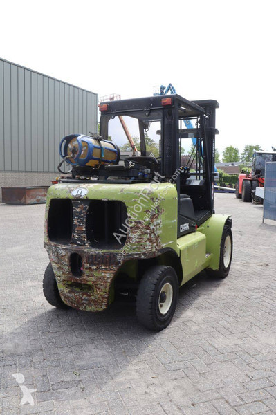 Forklift