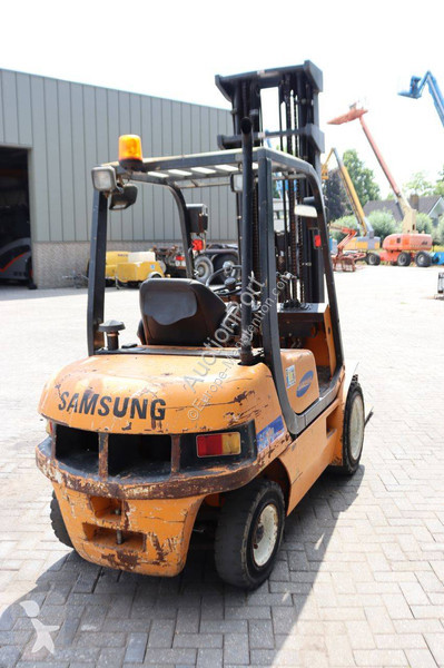 Samsung SF30D Forklift