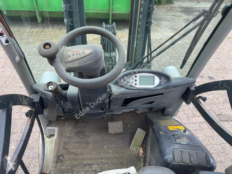 Empilhador elevador Still 7025 / LPG