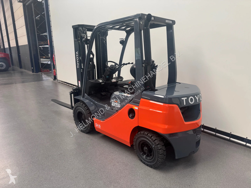 Heftruck Toyota 52-8 FDF 25