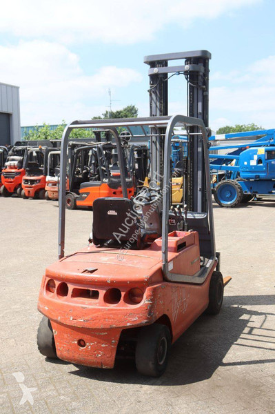 Carretilla elevadora BT CBE 2.0F