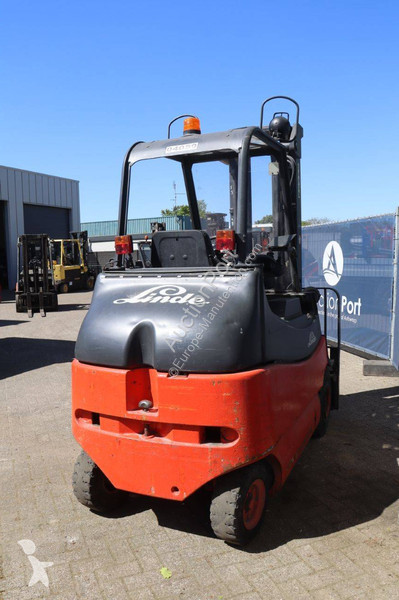 Carretilla elevadora Linde E25/600-02