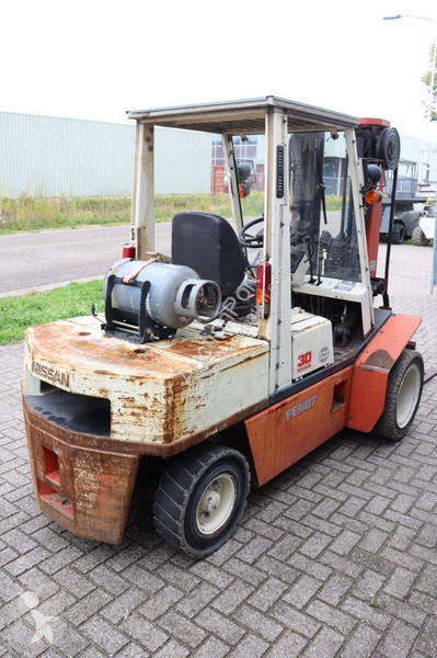 Nissan RHG02 A 30U Forklift