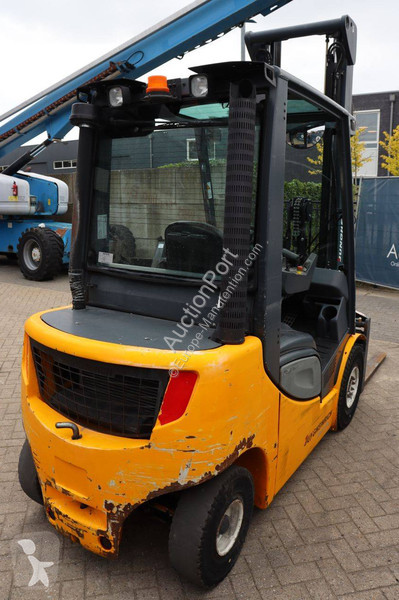 Chariot élévateur Jungheinrich 425s