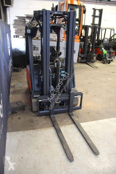 Chariot élévateur Linde E16