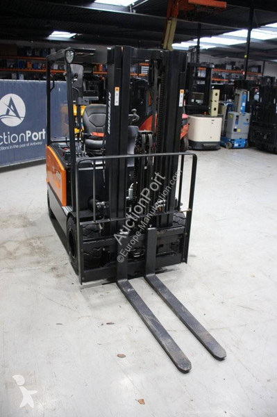 Chariot élévateur Doosan B25x-7plus