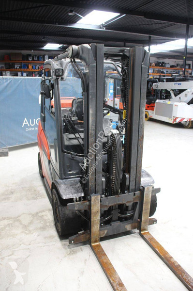 Chariot élévateur Linde 01