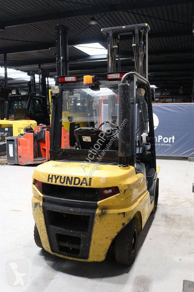 Chariot élévateur Hyundai 25D-9