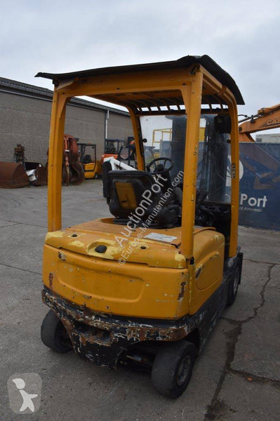 Teleskopický manipulátor Hyster -717