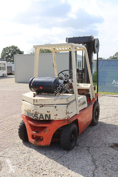 Wózek podnośnikowy Nissan PF02A20U