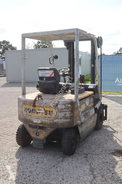 Wózek podnośnikowy Komatsu FB25H-1E