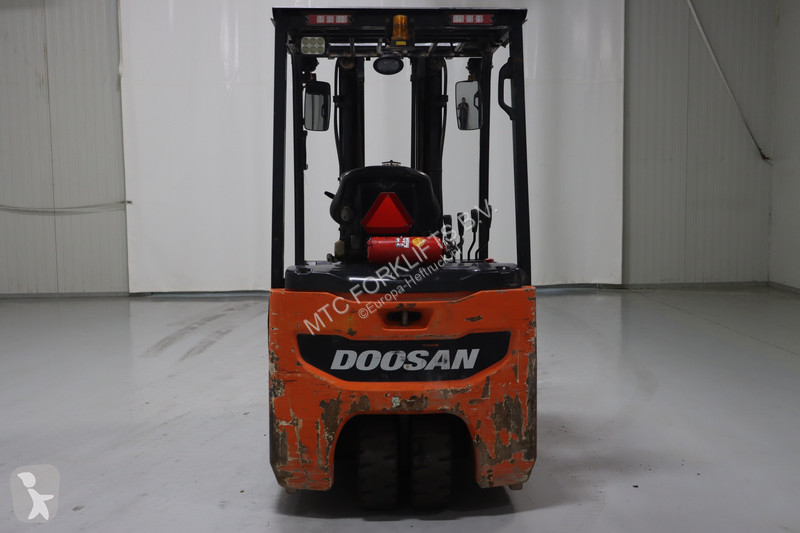 Chariot élévateur Doosan B20T-7