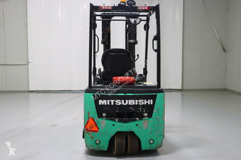 Chariot élévateur Mitsubishi FB20PNT