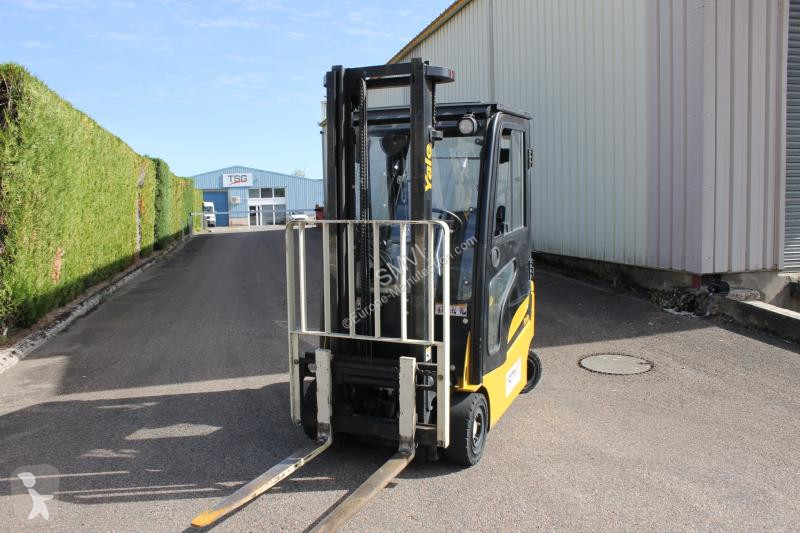 Chariot élévateur Yale  ERP16VF