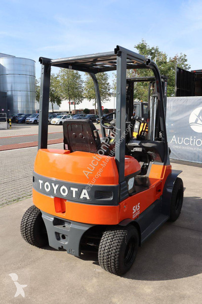 Chariot élévateur Toyota 7FB10