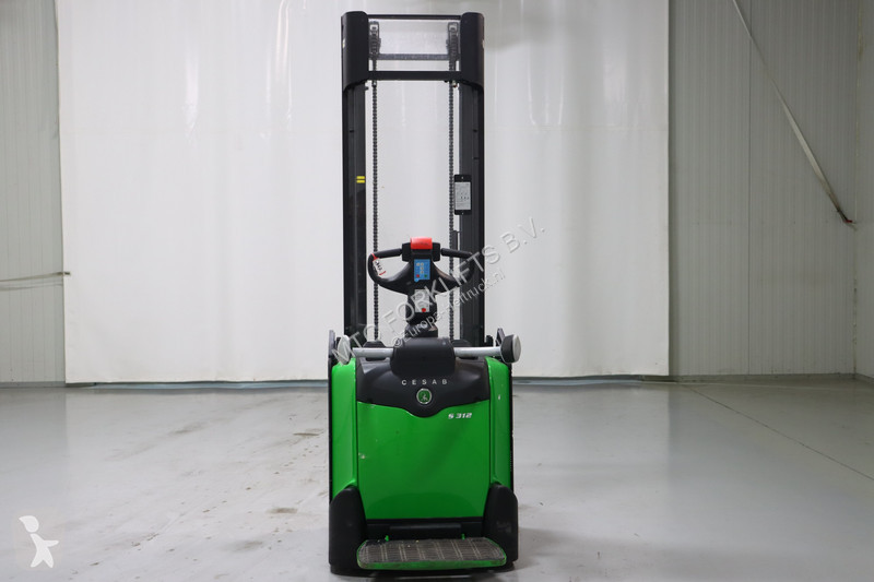 Chariot élévateur Cesab S312L
