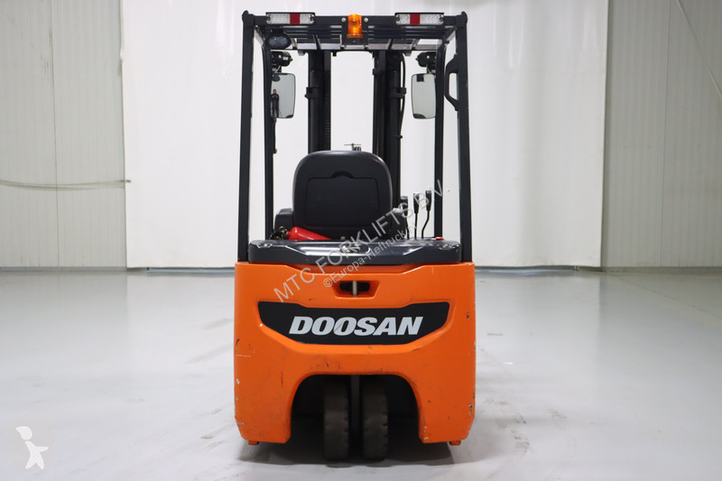 Chariot élévateur Doosan B18T-7