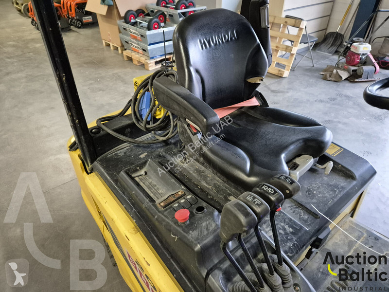 Кар Hyundai 20 B-9