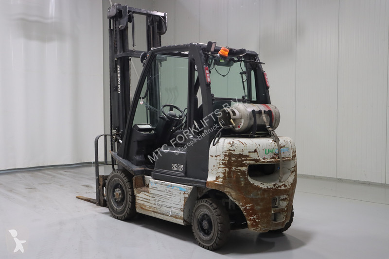 رافعة شوكية Nissan U1D2A25LQ