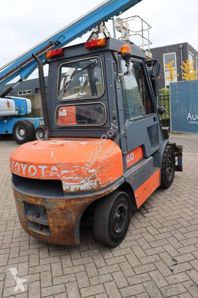 Empilhador elevador Toyota 02-6FD35