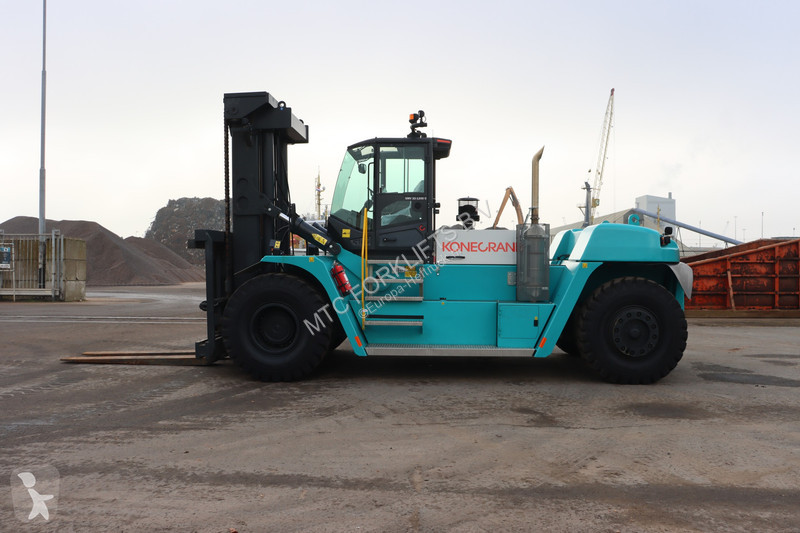 Empilhador elevador Konecranes SMV 32-1200C