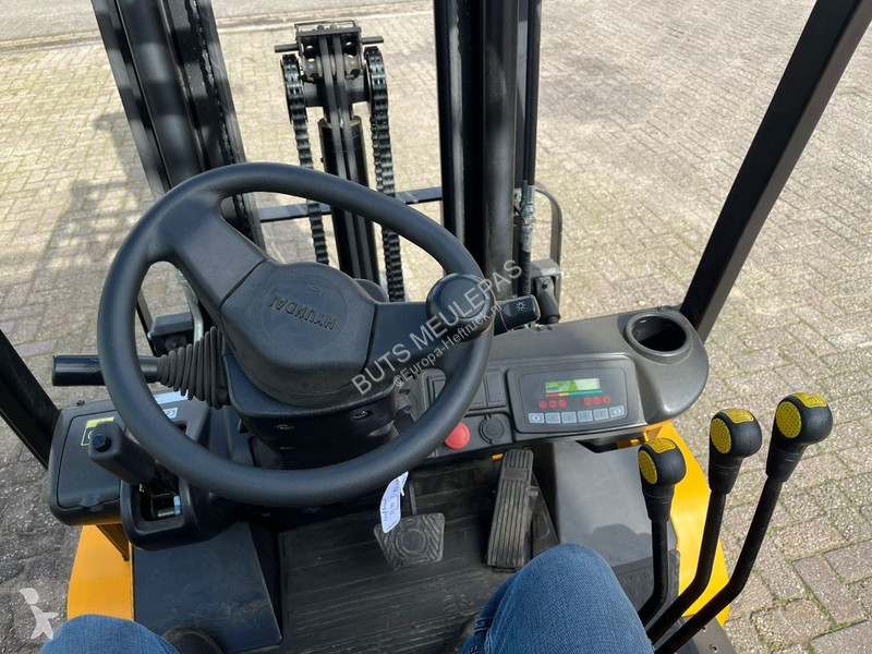 Heftruck Hyundai 25B-7A Heftruck