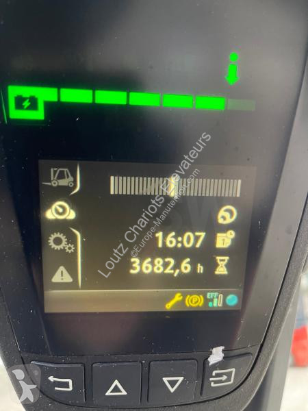 Chariot élévateur Linde  E16L-02