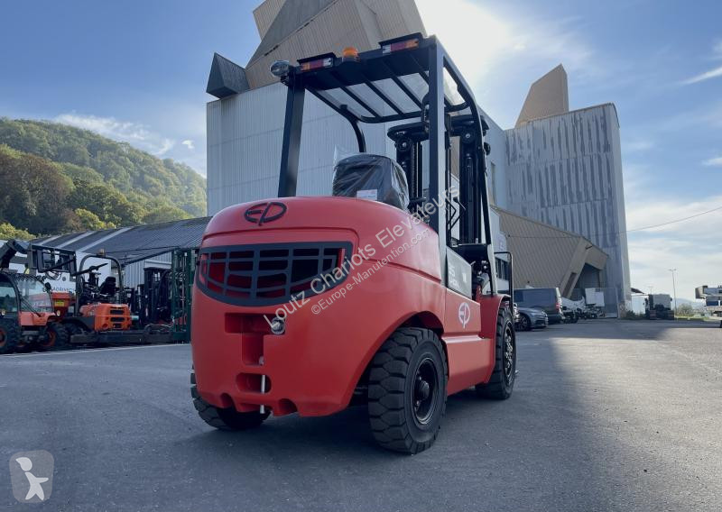 Stivuitor   EFL352