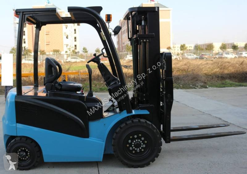 Carretilla elevadora Caterpillar Maxus 3 tons