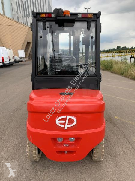 Chariot élévateur   EFL303