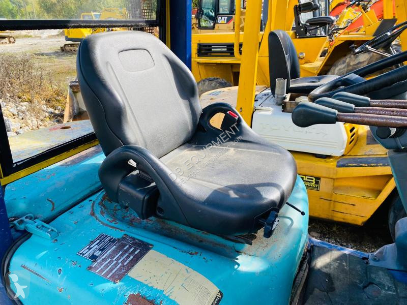 رافعة شوكية Komatsu  Chariot élévateur diesel...