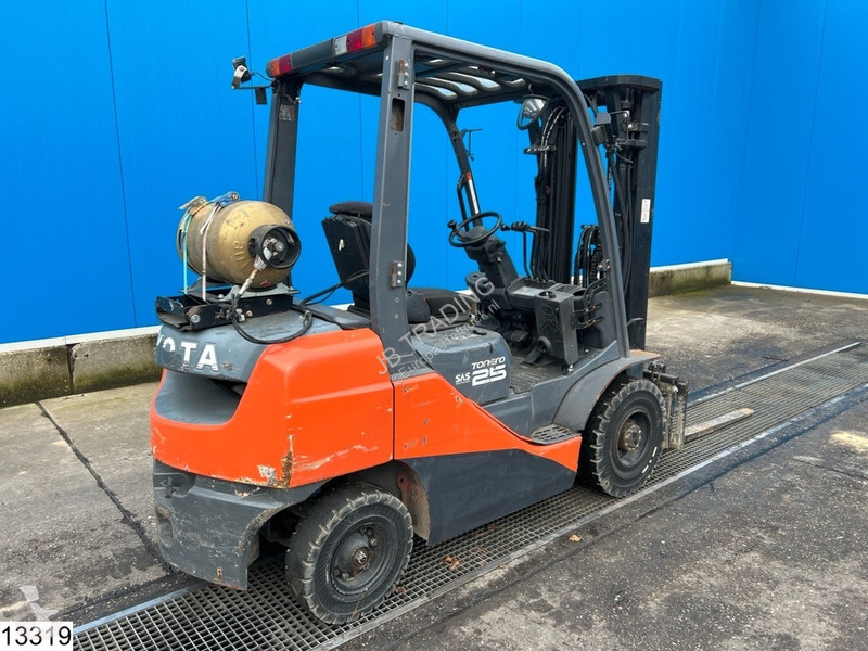 Heftruck Toyota 8 FGF 25 2.500 KG
