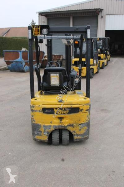 Chariot élévateur Yale  ERP16VT